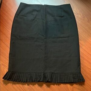 Ann Taylor Black Pleated‎ Hem Skirt wool blend size 12
